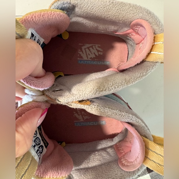 VANS-Colorblock Hightops 🔥🔥🔥🔥 - Picture 2 of 15